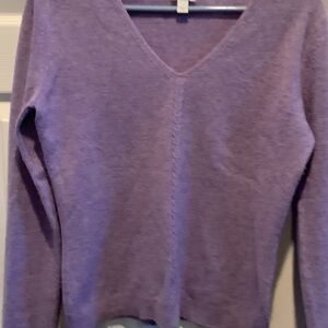Apt. 9 Purple V-Neck 100% cashmere Sweater